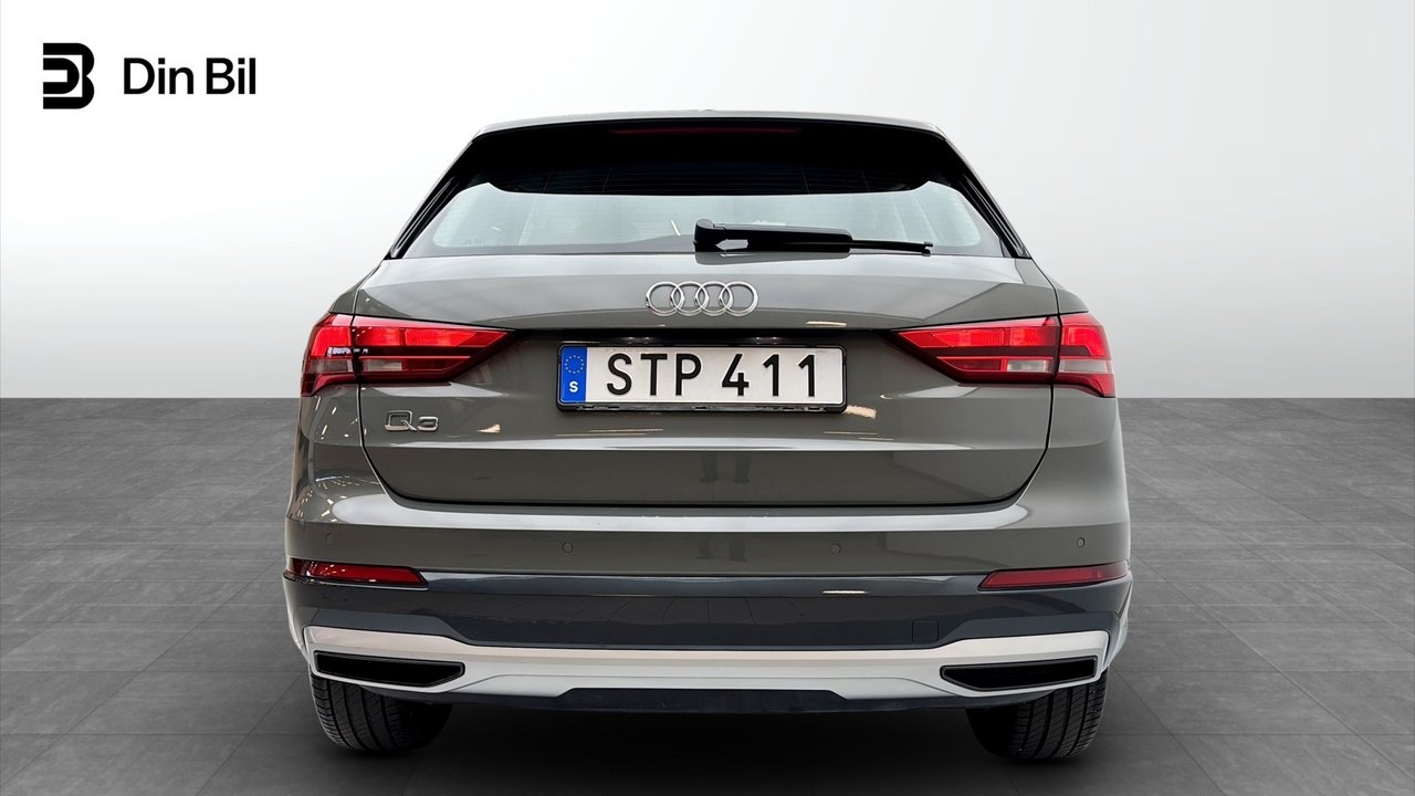 Audi Q3 35 TFSI 150HK Cockpit 2024, bild 5/10