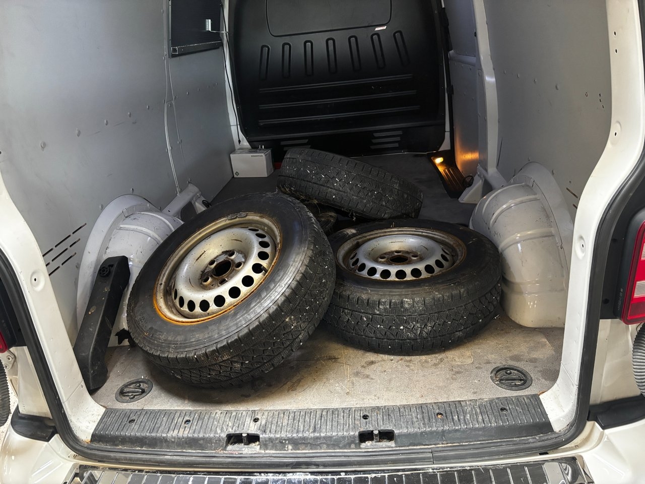Volkswagen Transporter 2017, bild 6/6