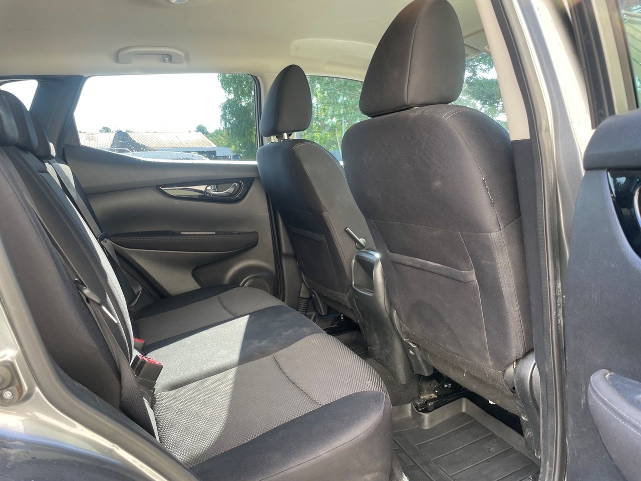 Nissan Qashqai 1.5 dCi DPF 2017, bild 4/10