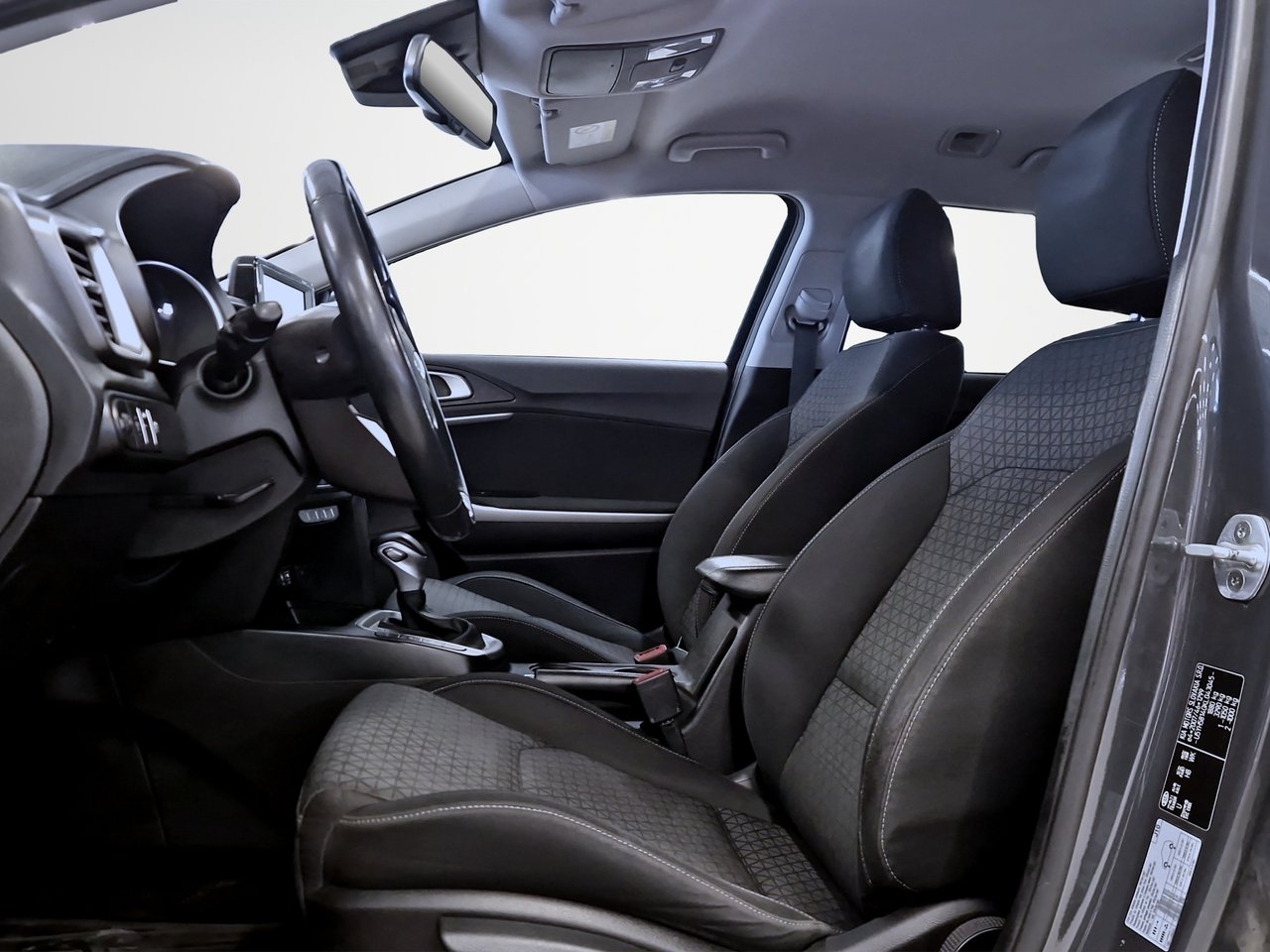 Kia Ceed Sportswagon 1.4 T-GDI DCT Apple 2019, bild 6/15