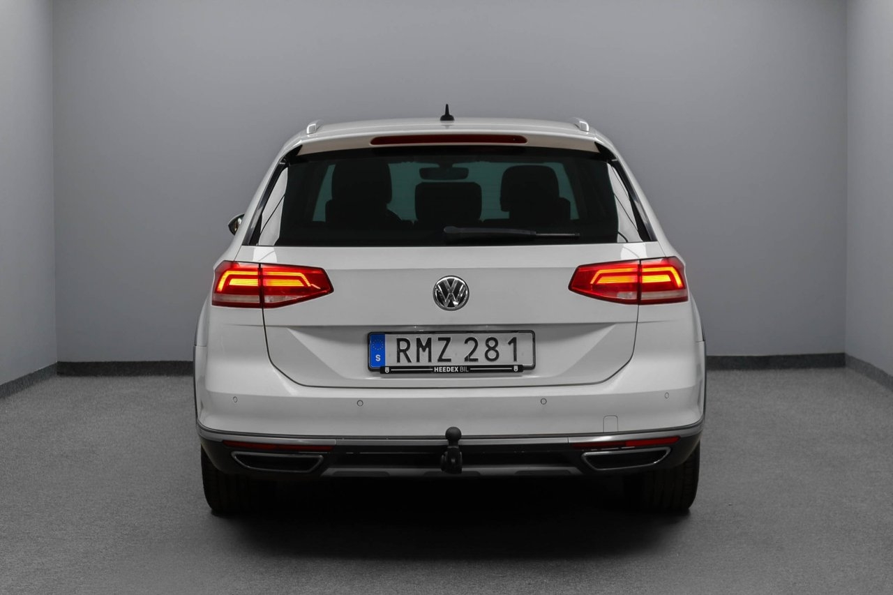 Volkswagen Passat 2018, bild 6/10