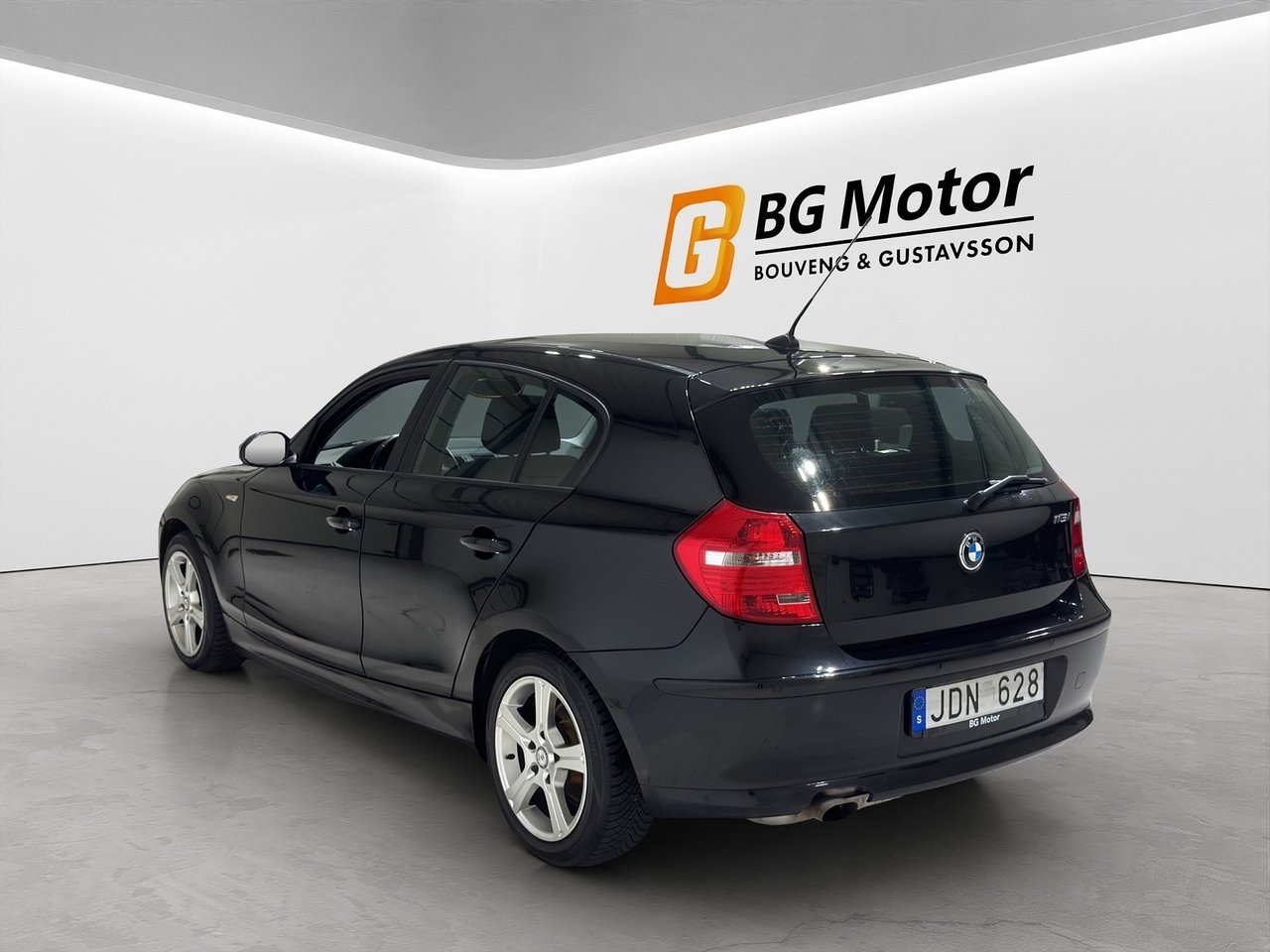 BMW 116 2009, kuva 7/17