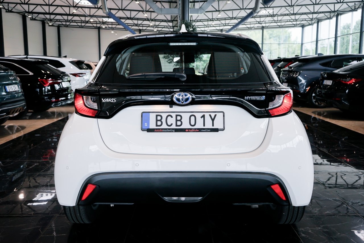 Toyota Yaris Hybrid CVT Active Euro 6 2023, bild 6/10