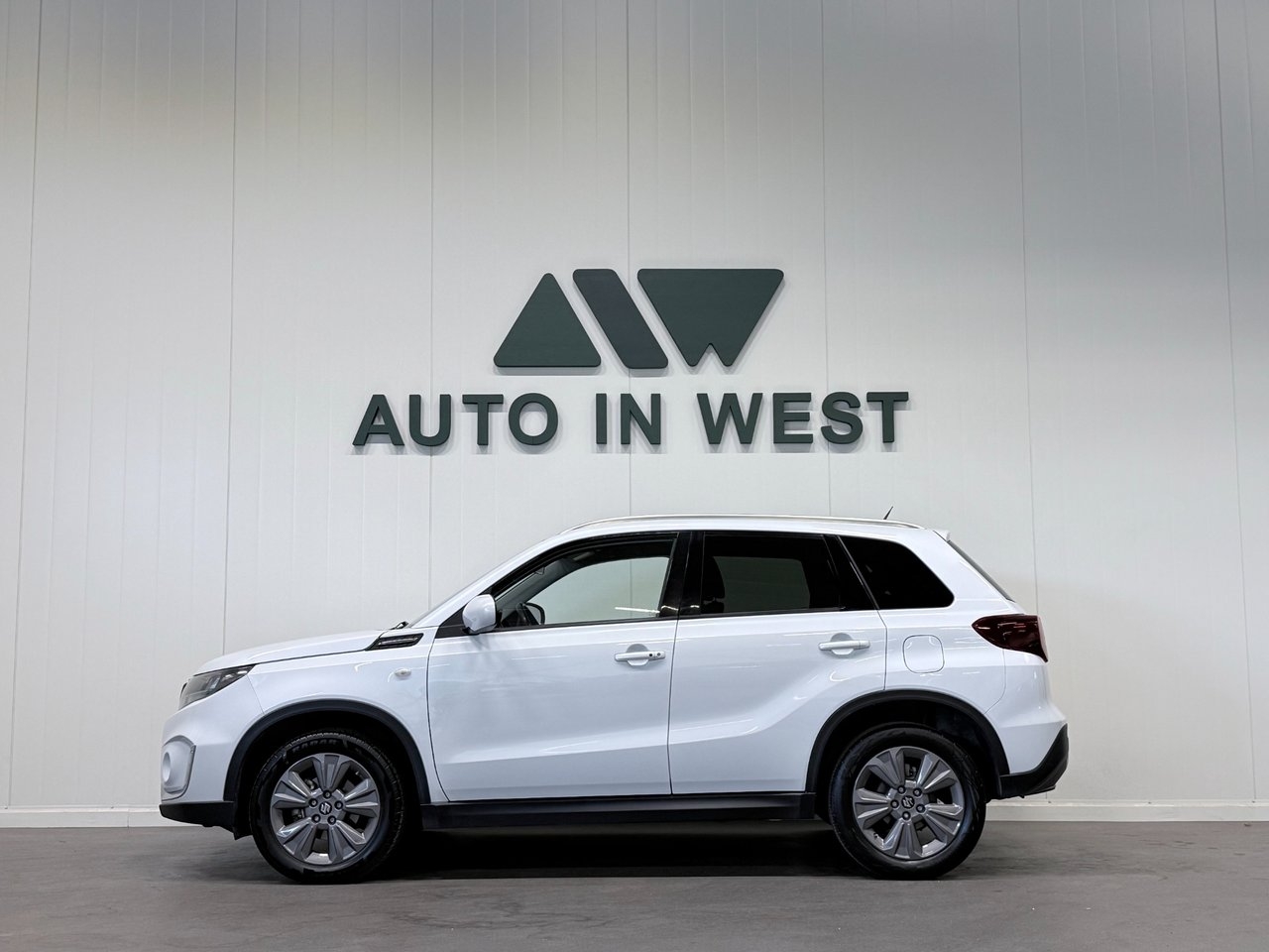 Suzuki Vitara 2024, photo 3/20