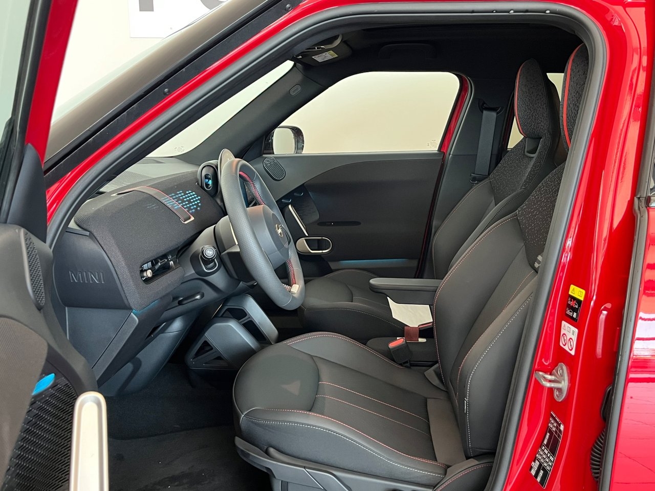 MINI Aceman E JCW Trim Paket M 2025, kuva 6/10
