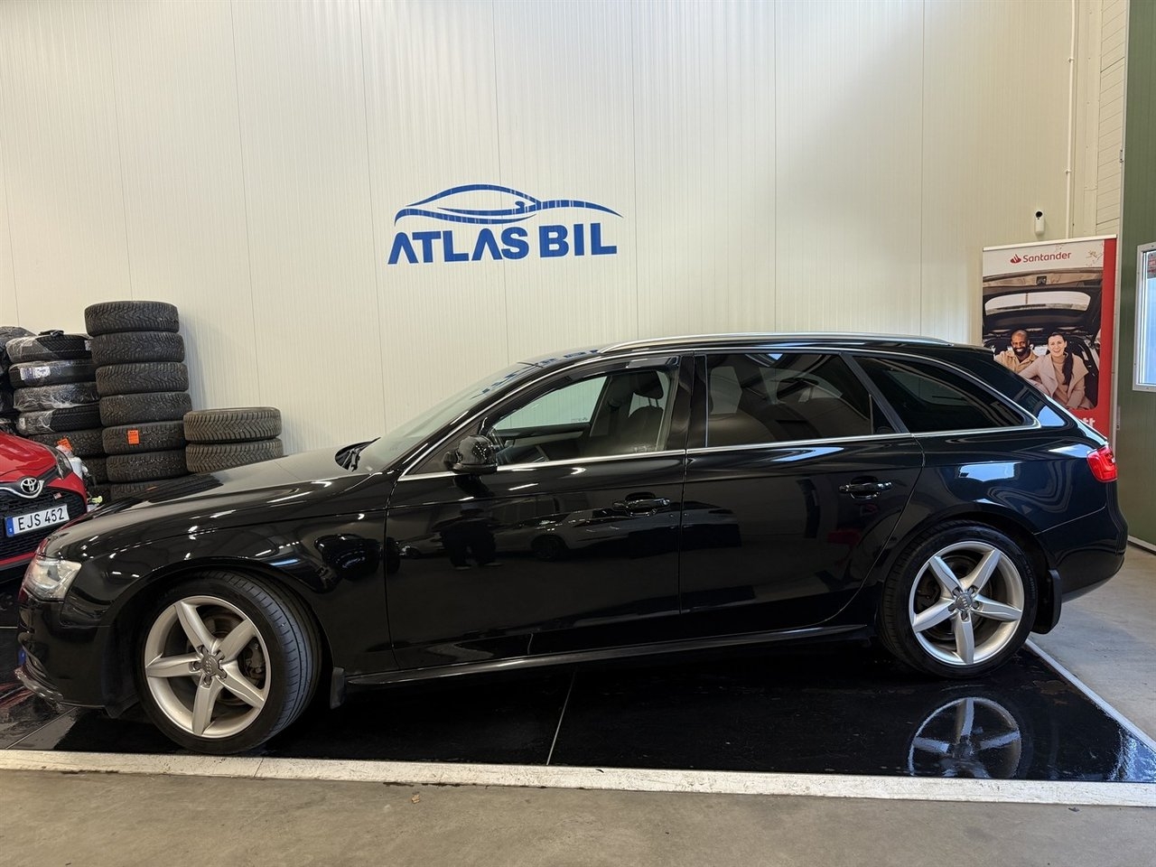 Audi A4 2013, bild 2/23