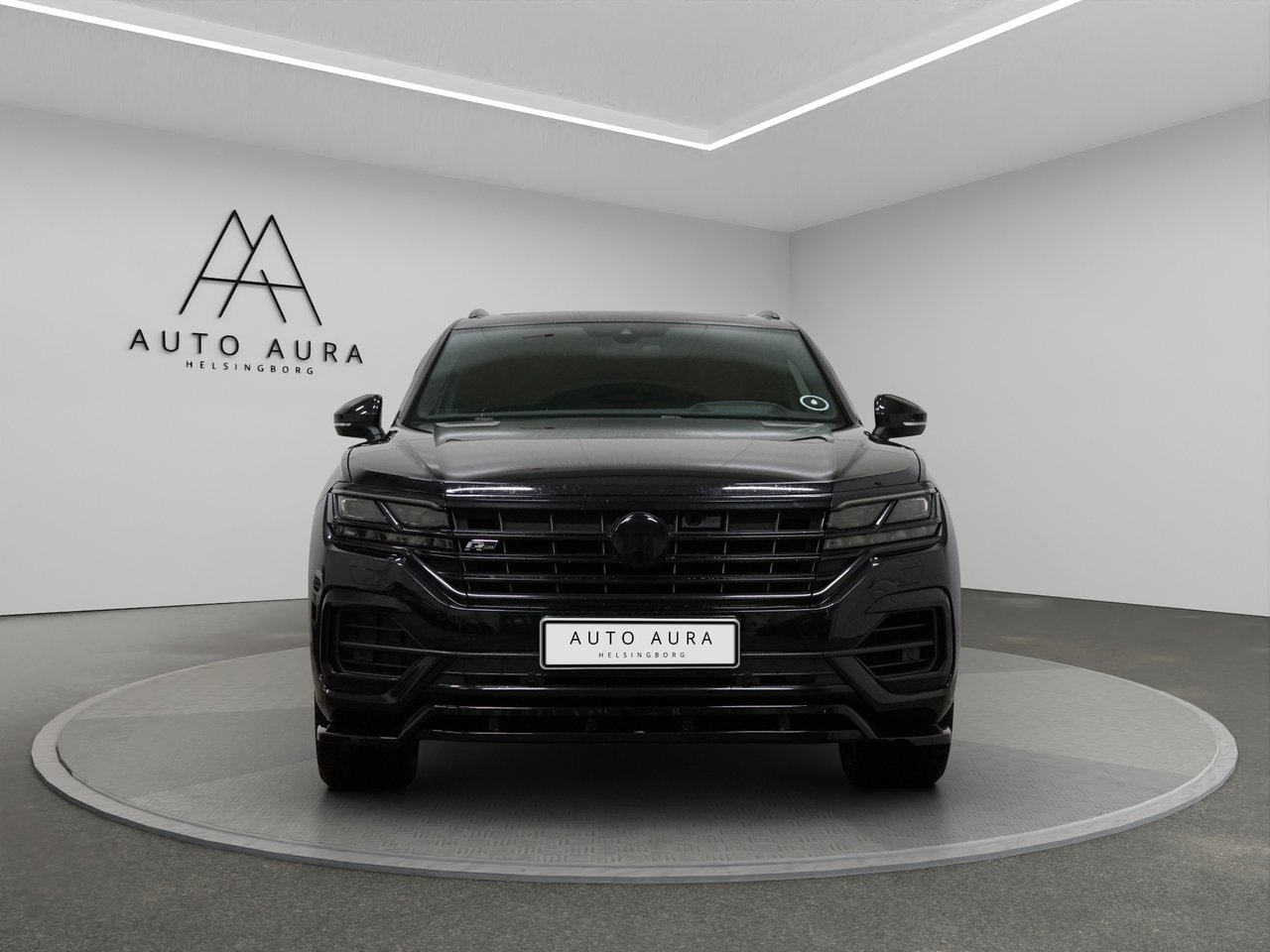 Volkswagen Touareg 2018, bild 2/10