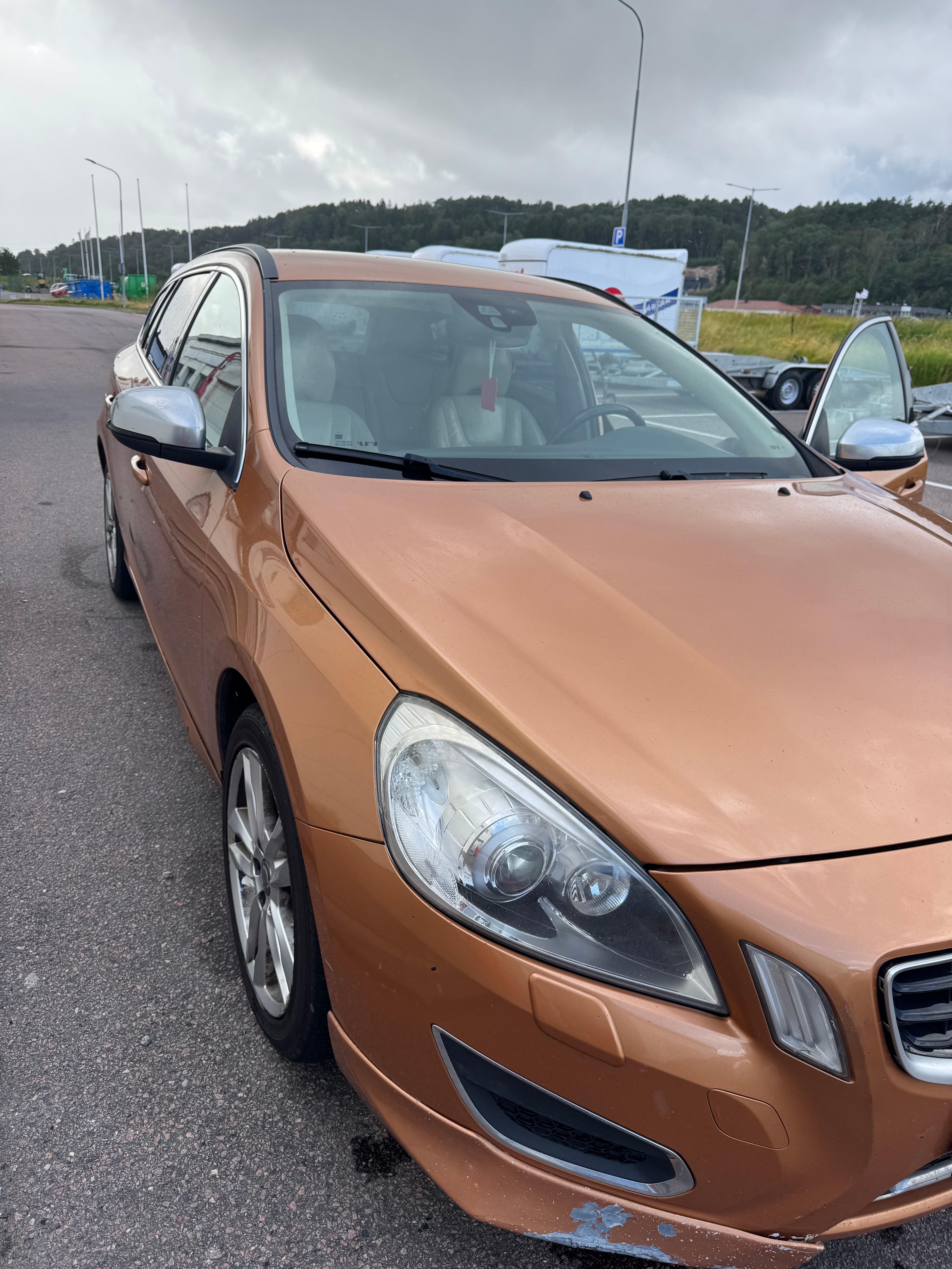 Volvo V60 2.0T Powershift 2011, kuva 4/10