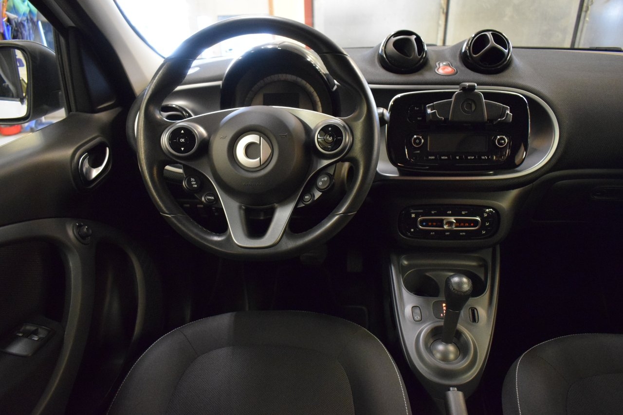 Smart Forfour 2017, photo 6/14