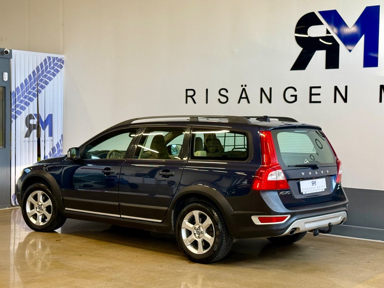 Volvo XC70 D5 AWD Geartronic Summum 2010, bild 3/13