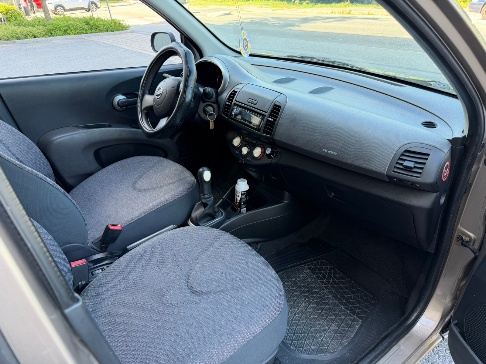Nissan Micra 2008, bild 5/6
