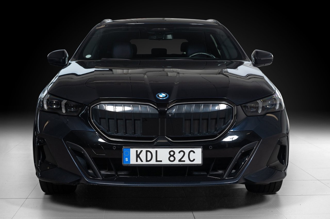 BMW 530 2025, bild 4/10