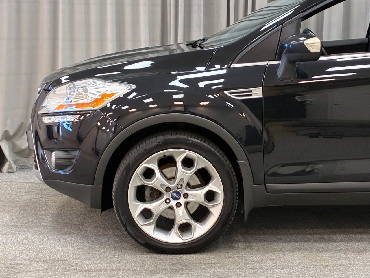 Ford Kuga 2012, bild 3/9