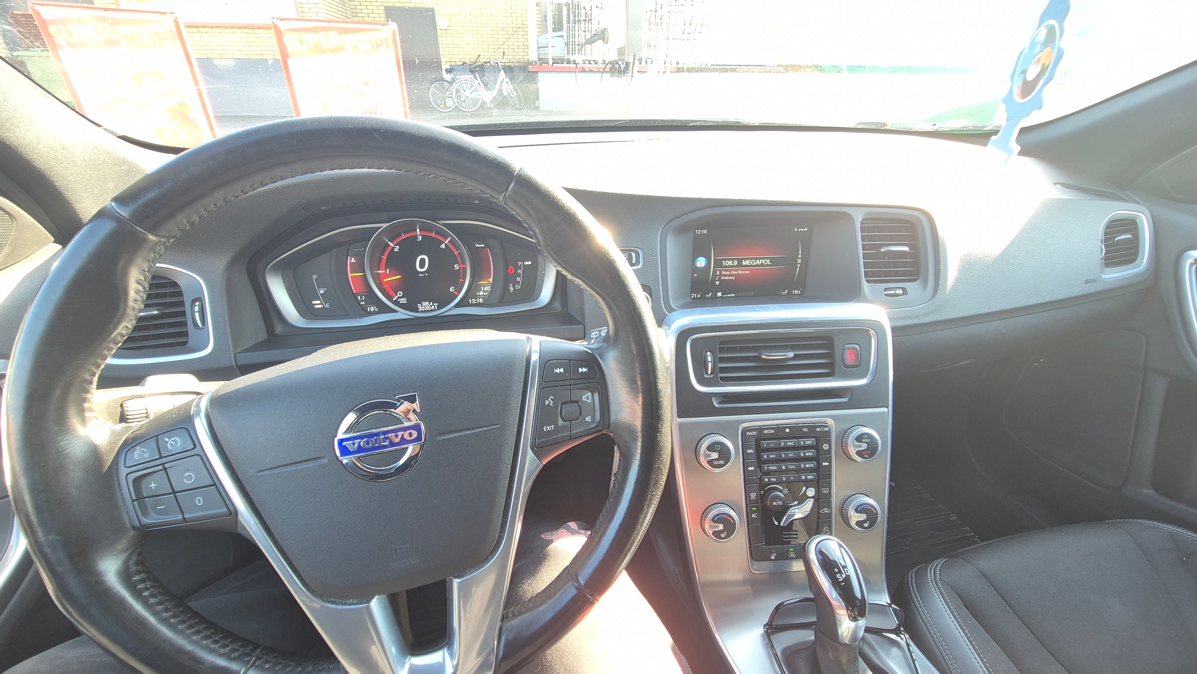 Volvo V60 Cross Country 2016, kuva 3/3