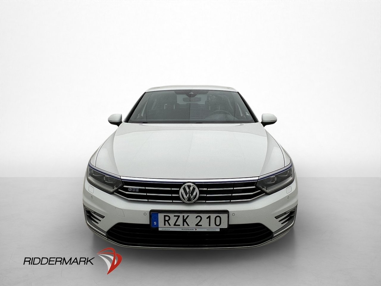 Volkswagen Passat 2017, bild 2/35