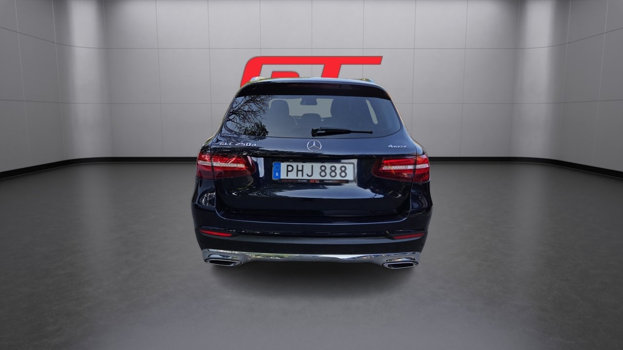Mercedes-Benz GLC 2017, bild 6/10