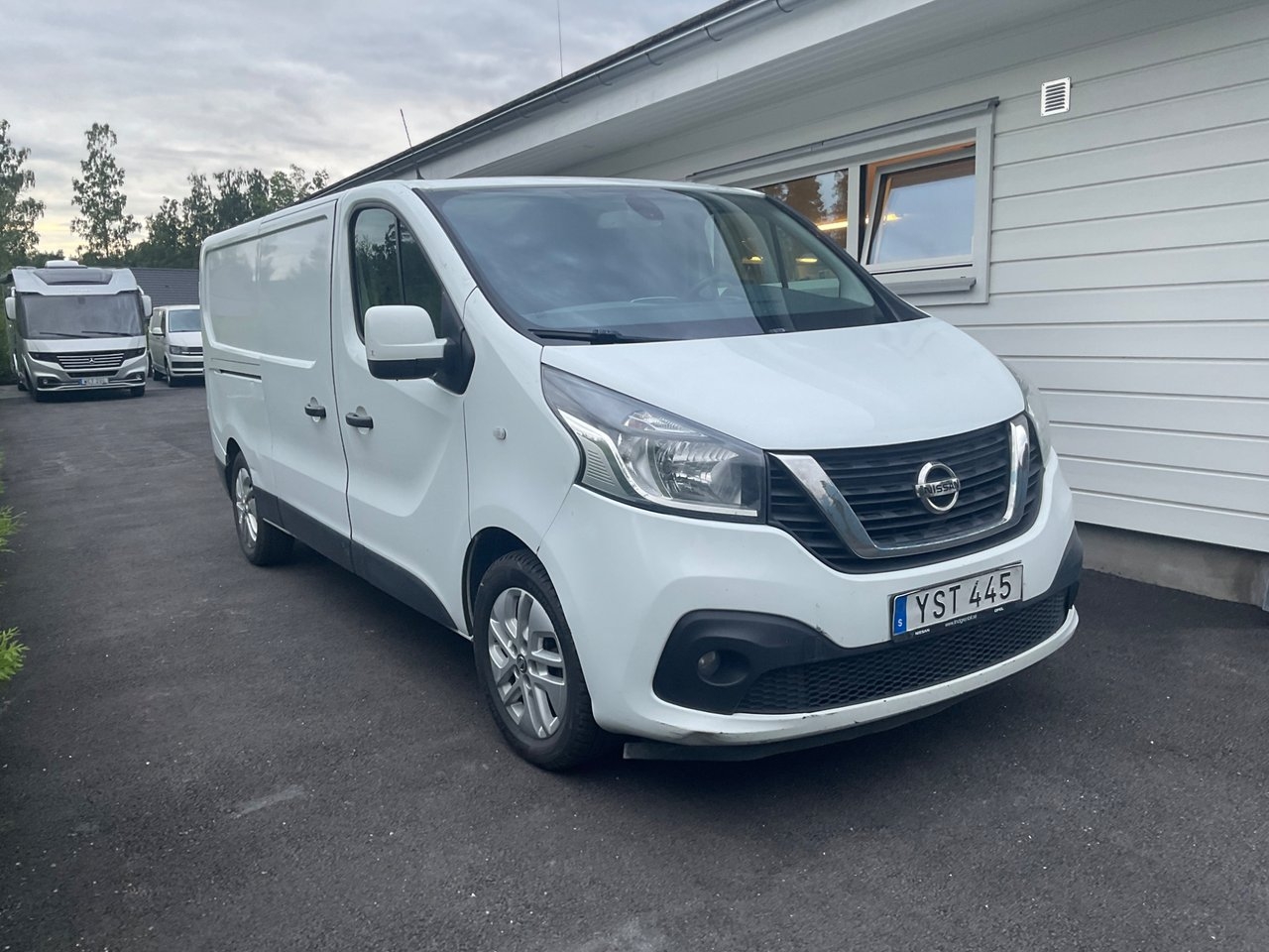 Nissan NV300