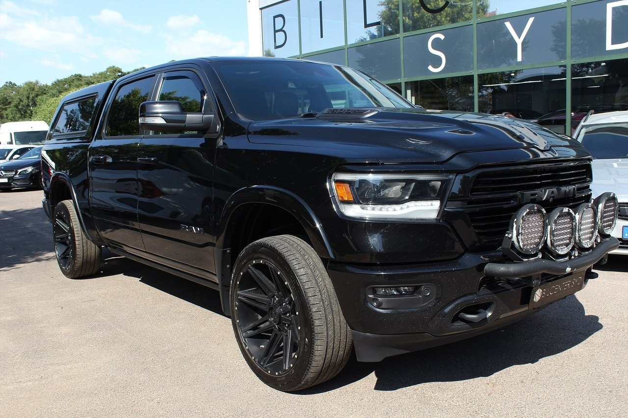 RAM 1500 Crew Cab Laramie 5.7 V8 2021, bild 4/20