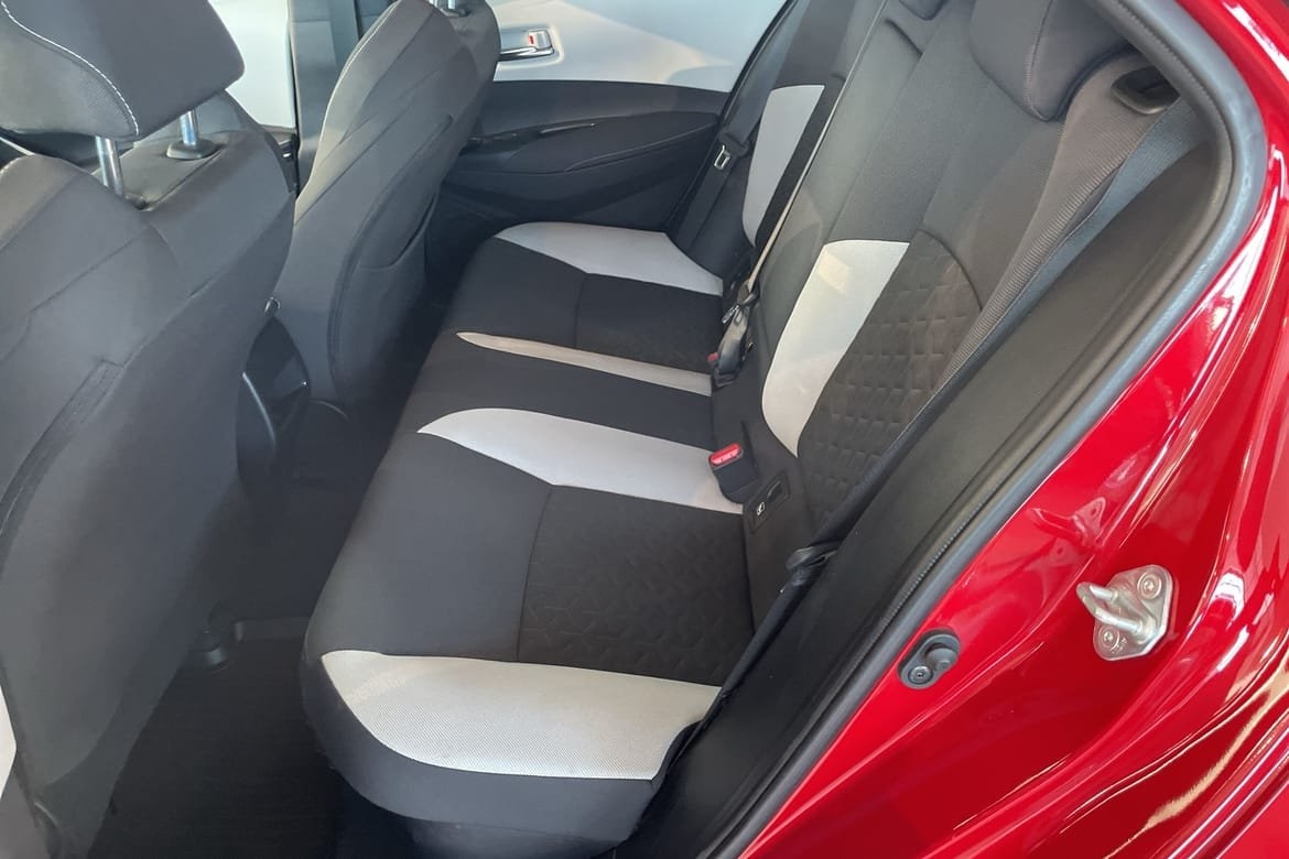 Toyota Corolla 2019, bild 7/10