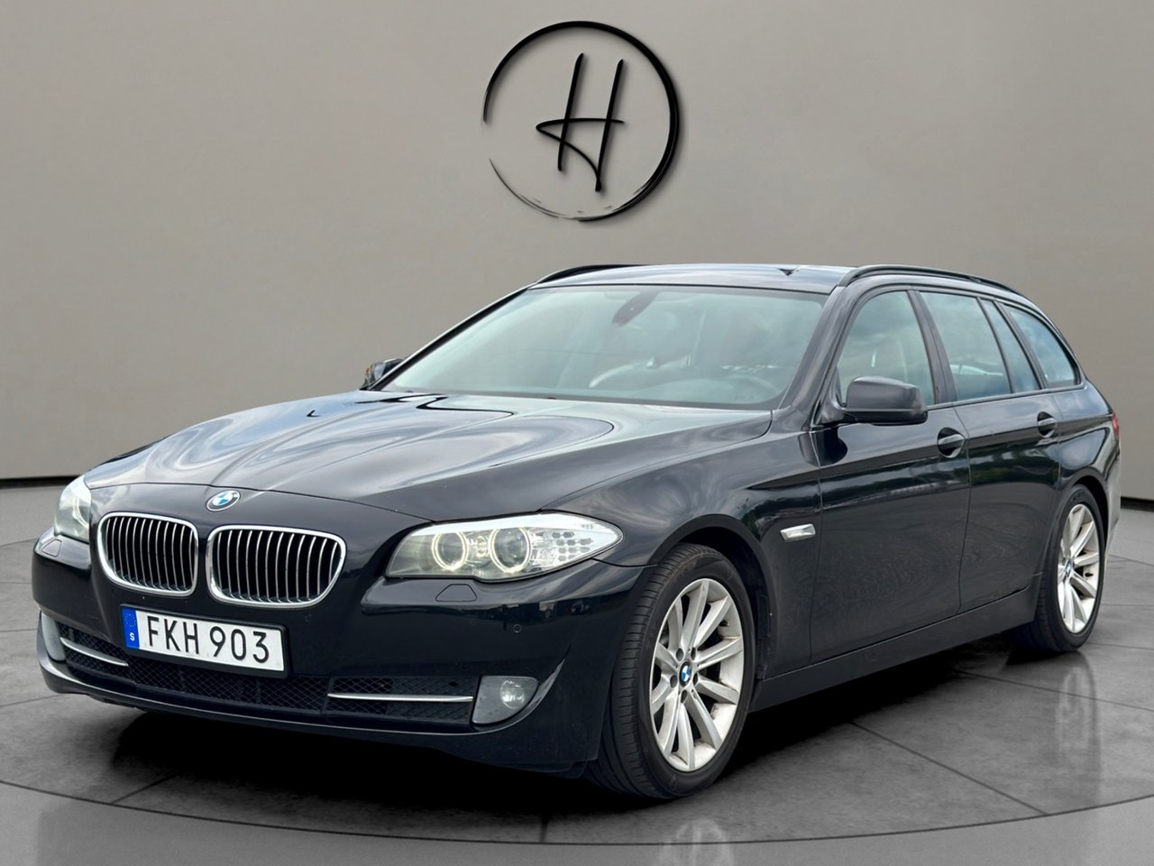 BMW 520 2012, bild 2/10