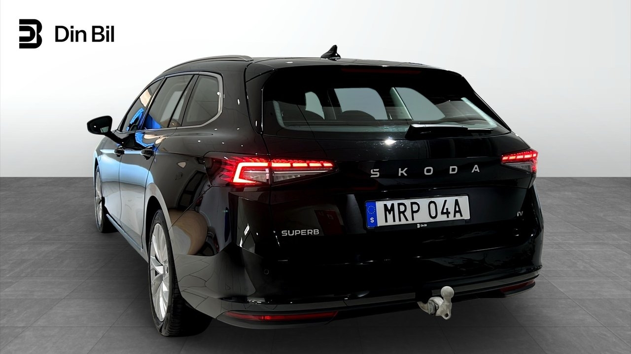 Skoda Superb Combi Selection iV DSG Drag 2025, kuva 3/10