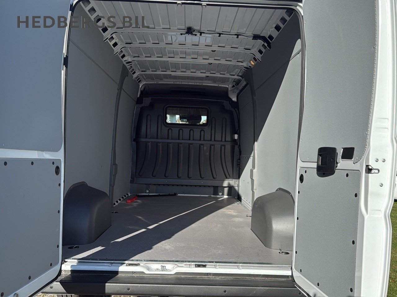 Citroen e-Jumper 35H L3H2 AUT 2024, bild 6/10