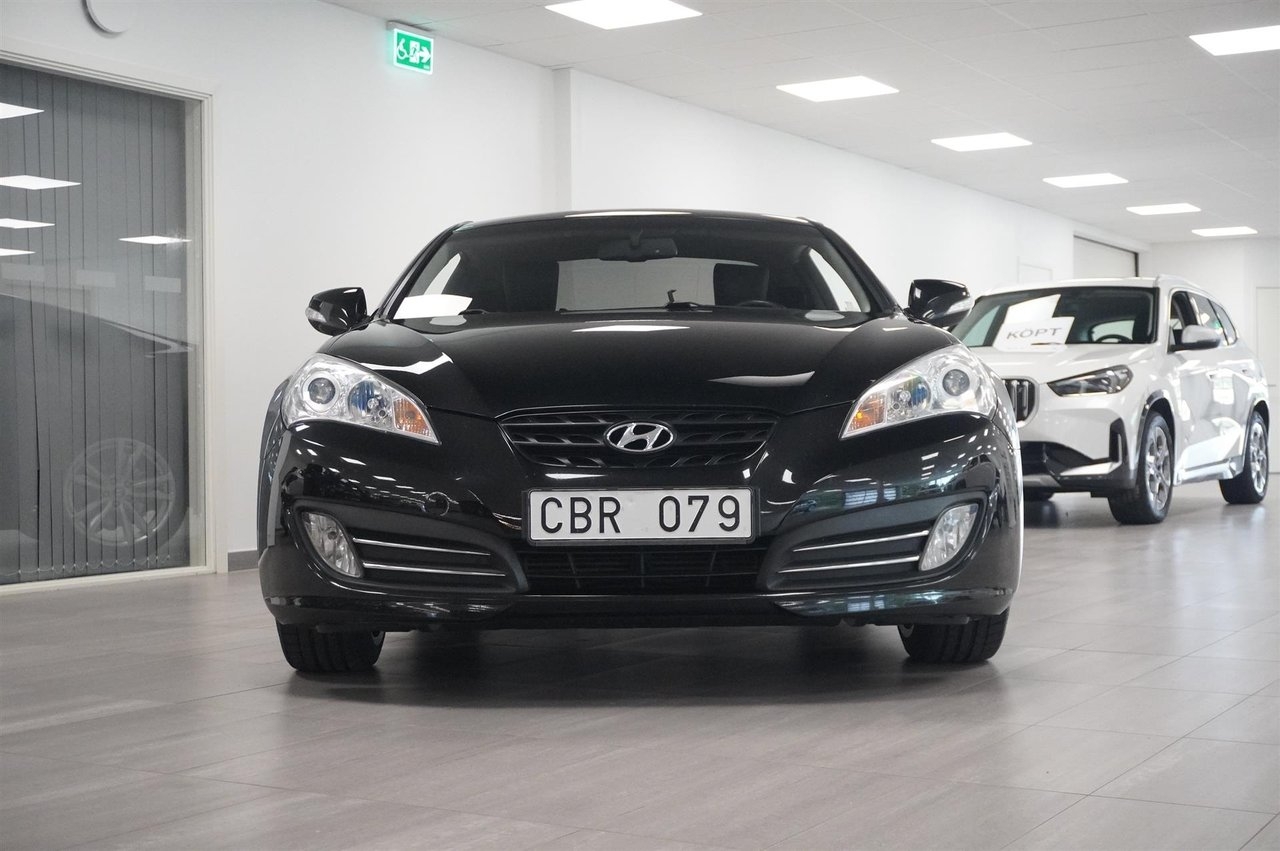 Hyundai Genesis 2011, bild 5/16