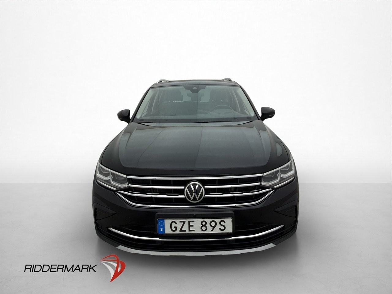 Volkswagen Tiguan 2021, photo 2/34