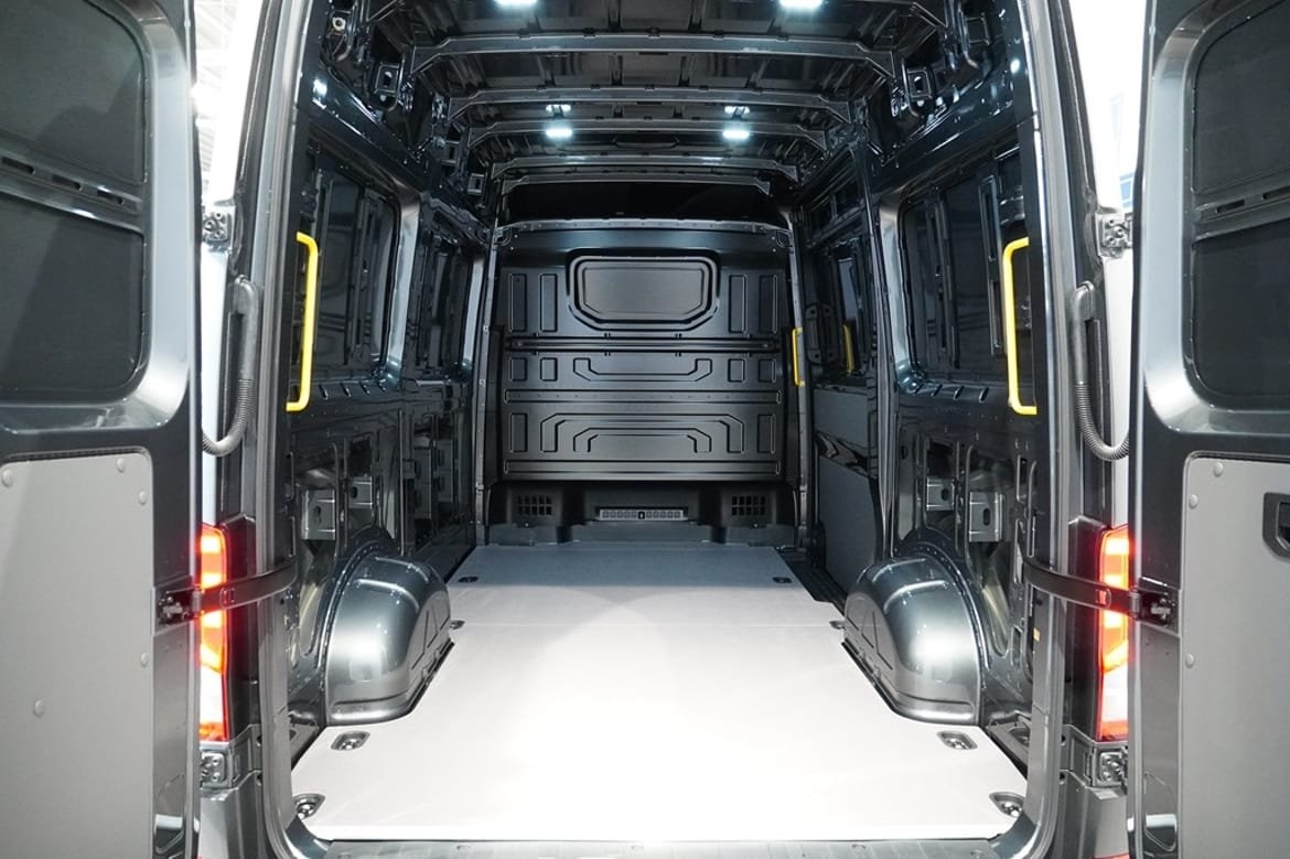 Volkswagen Crafter TDI 177hk högtak 2026, bild 4/11