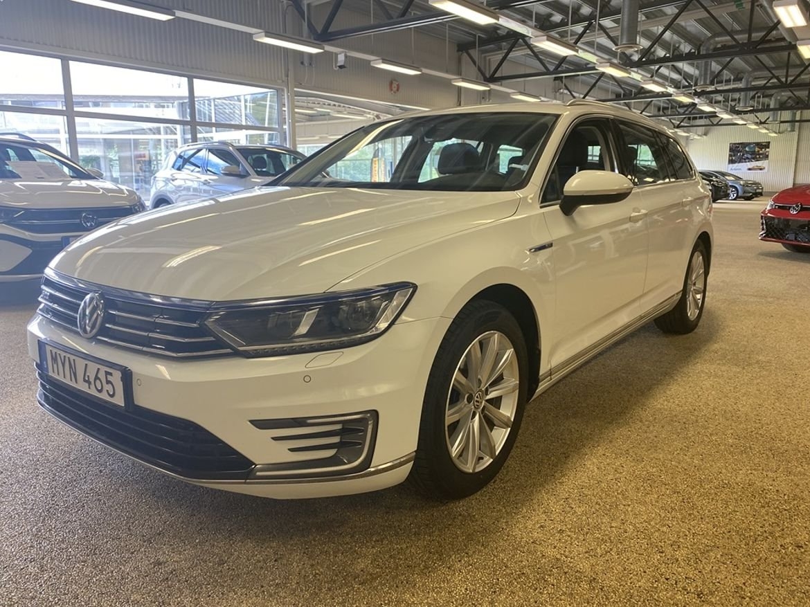 Volkswagen Passat GTE 1.4 TSI 218hk Aut 2018, bild 2/14