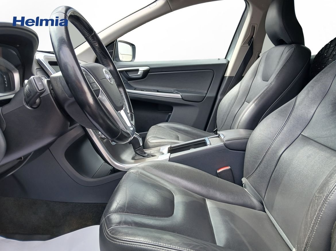 Volvo XC60 D4 AWD Summum 2015, photo 5/8