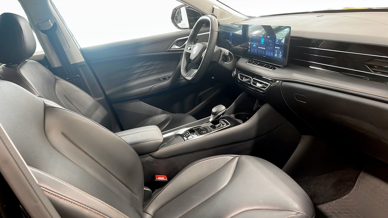 MG HS LUX PHEV 1.5T AT (BLACK) 2024, kuva 3/12