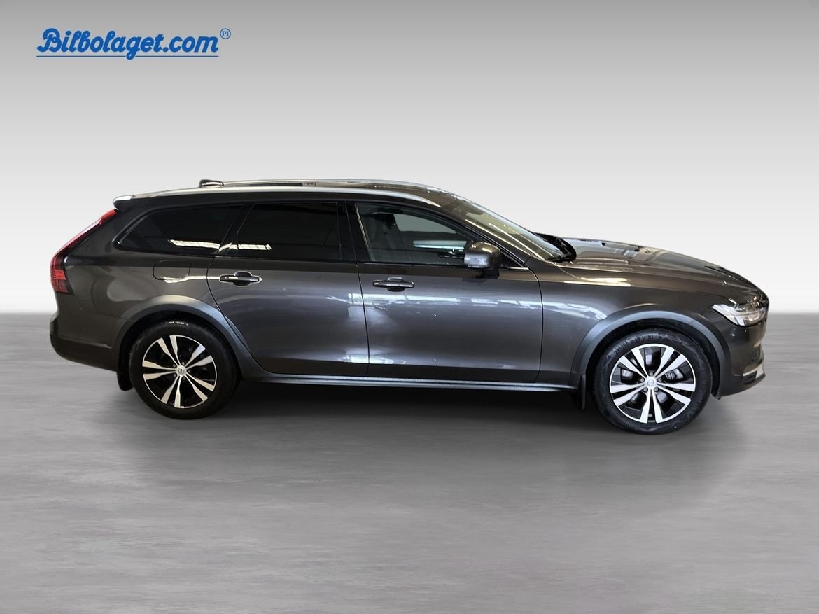 Volvo V90 Cross Country 2022, kuva 4/10