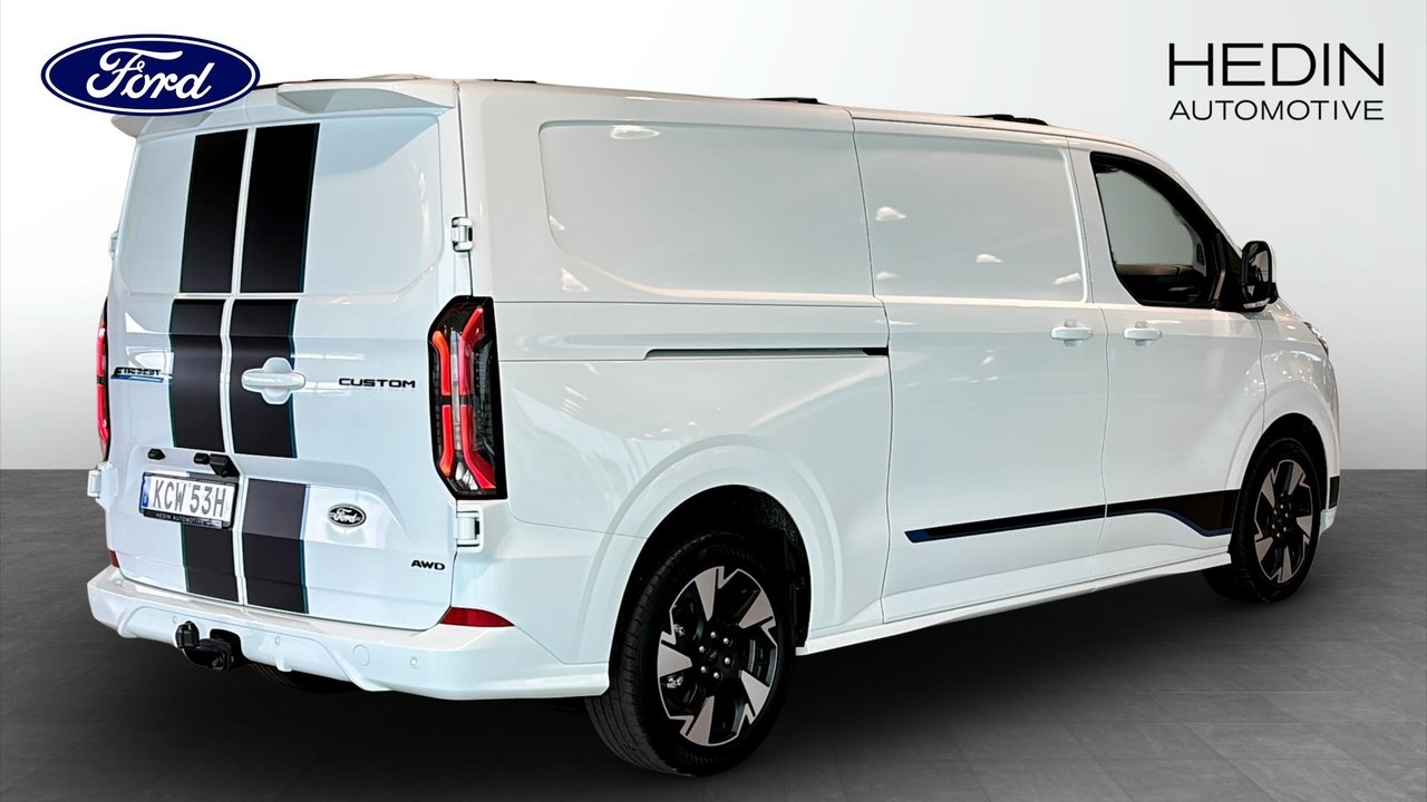 Ford E-Custom 2026, bild 2/15