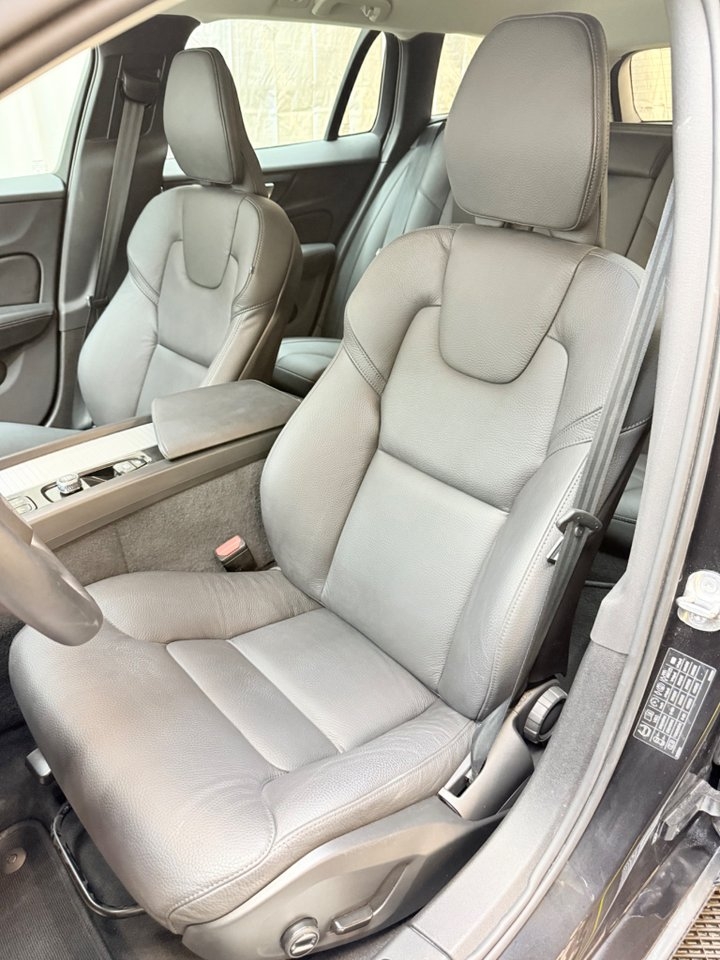 Volvo V60 B4 Geartronic Plus Dark 2026, bild 5/13