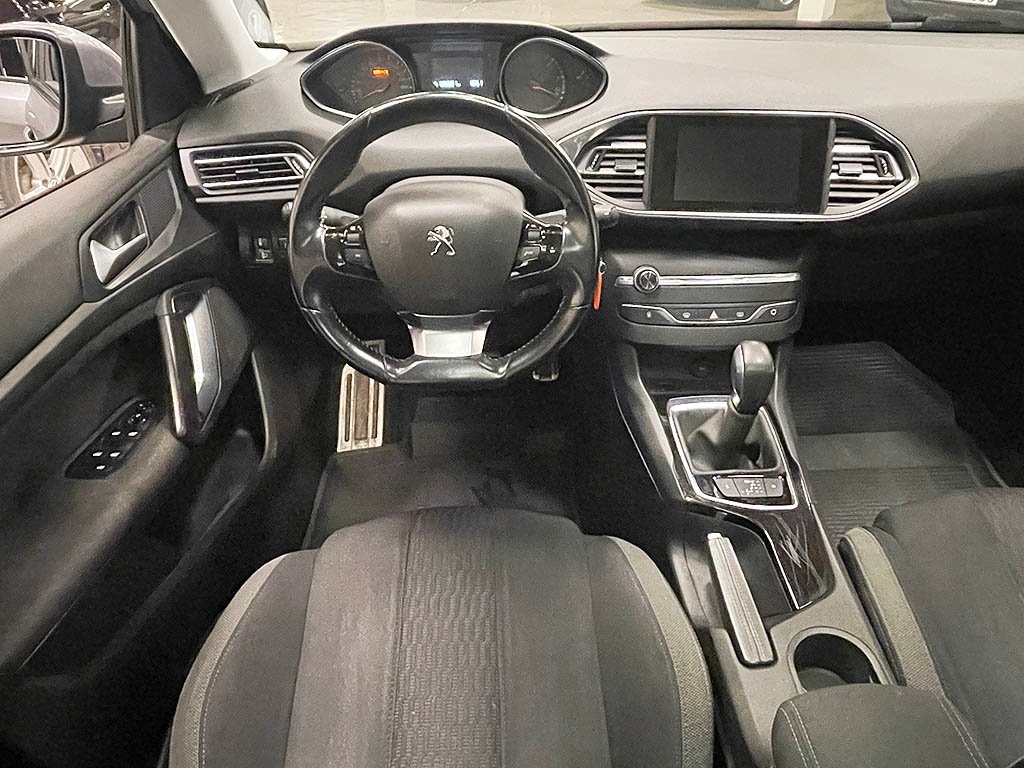 Peugeot 308 Kombi 1,6 Hdi Active Automat 2016, bild 6/9