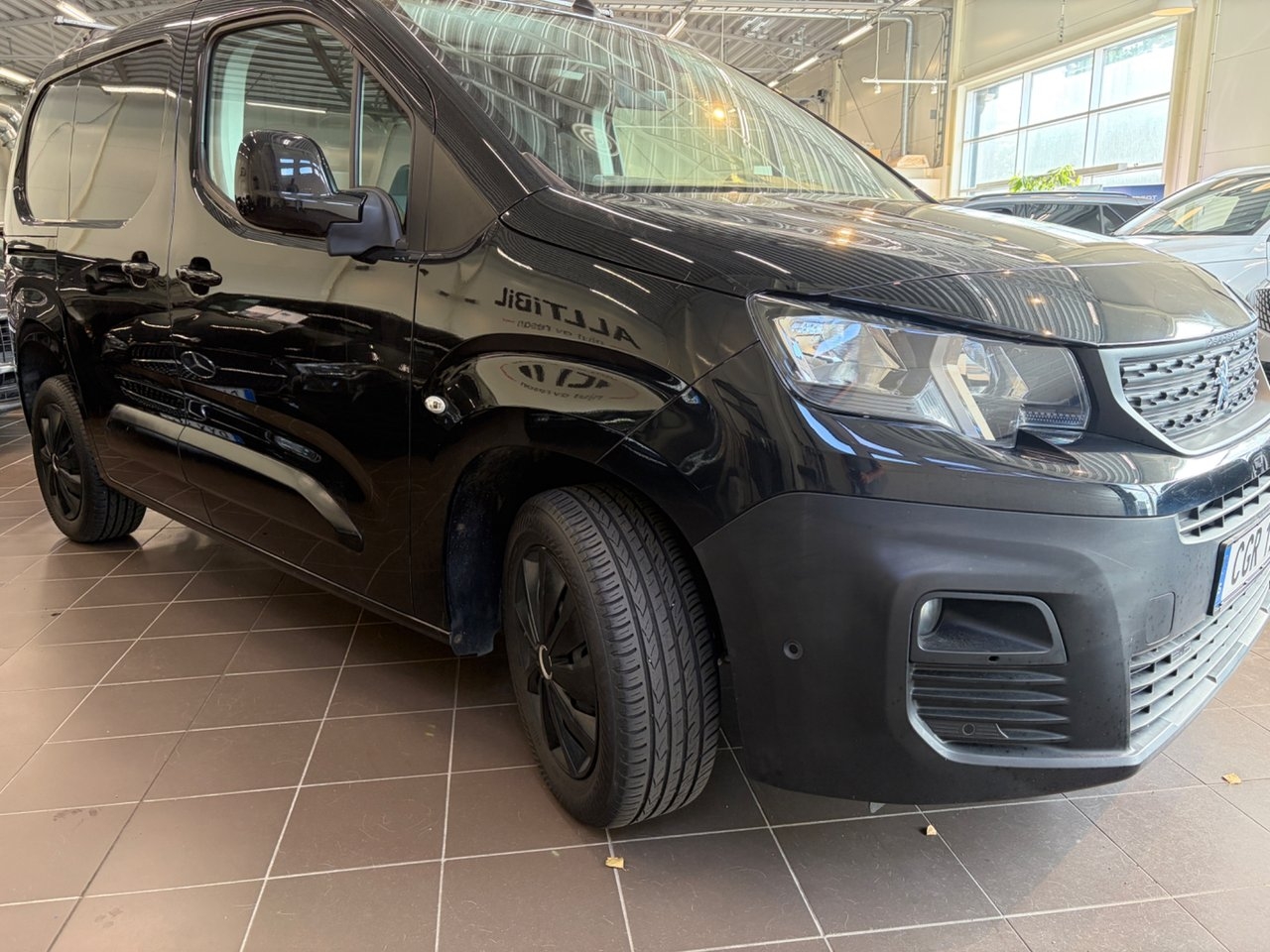 Peugeot Partner 2019, photo 5/18