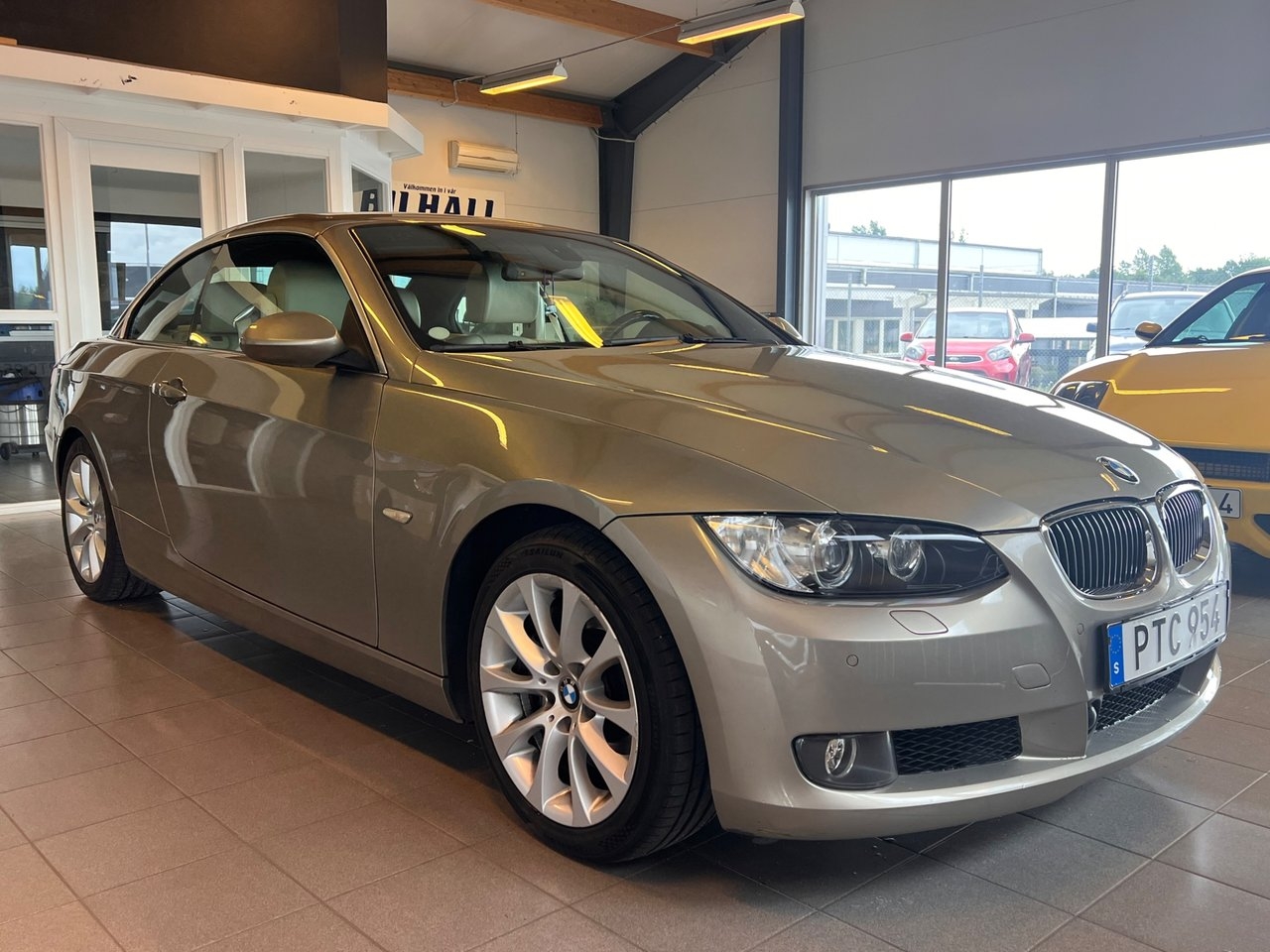 BMW 335 2008, photo 4/11