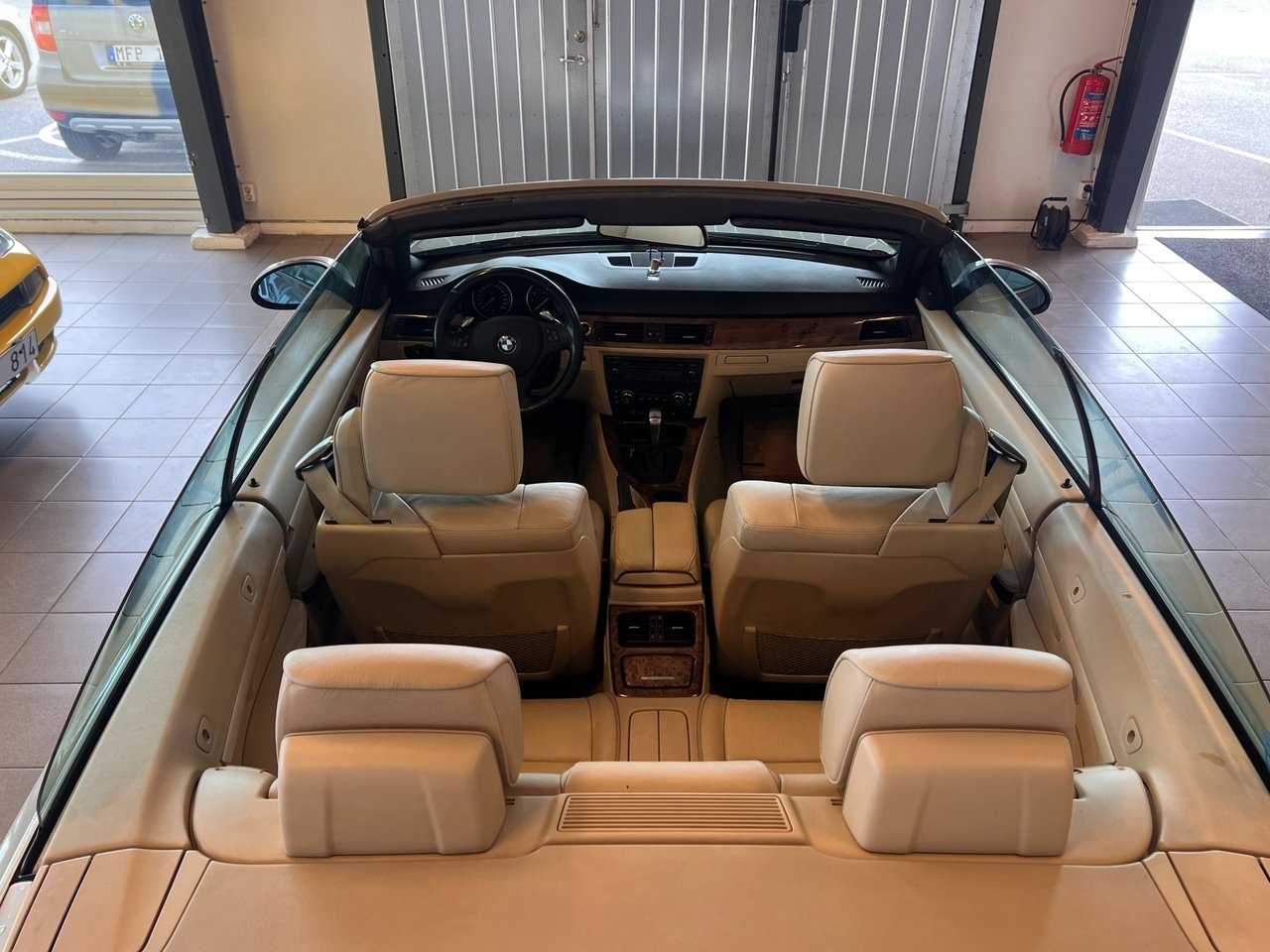 BMW 335 2008, photo 6/11