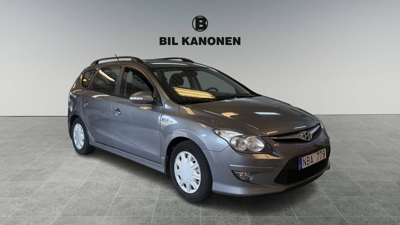 Hyundai i30 cw 1.6 CRDi Manuell 2012, kuva 2/10