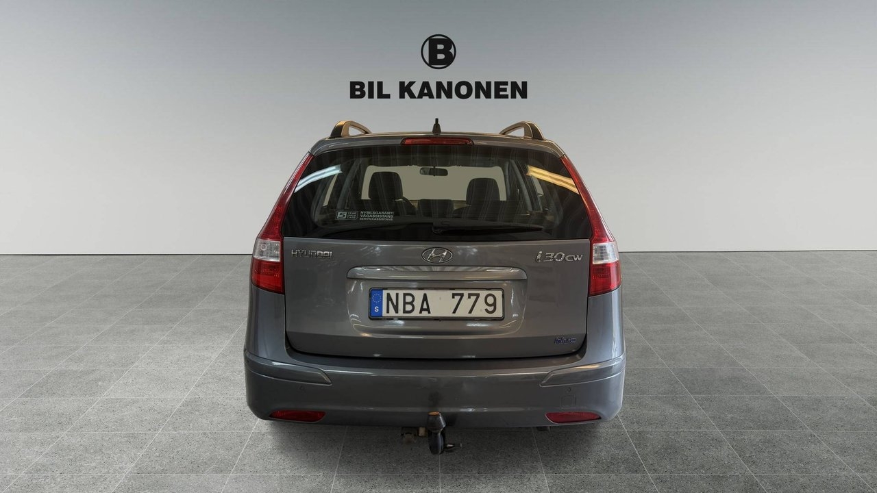Hyundai i30 cw 1.6 CRDi Manuell 2012, kuva 4/10