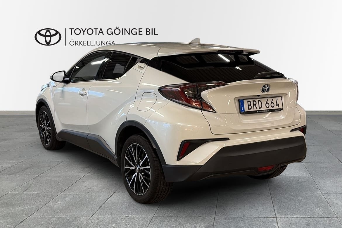 Toyota C-HR Hybrid 2018, bild 2/10
