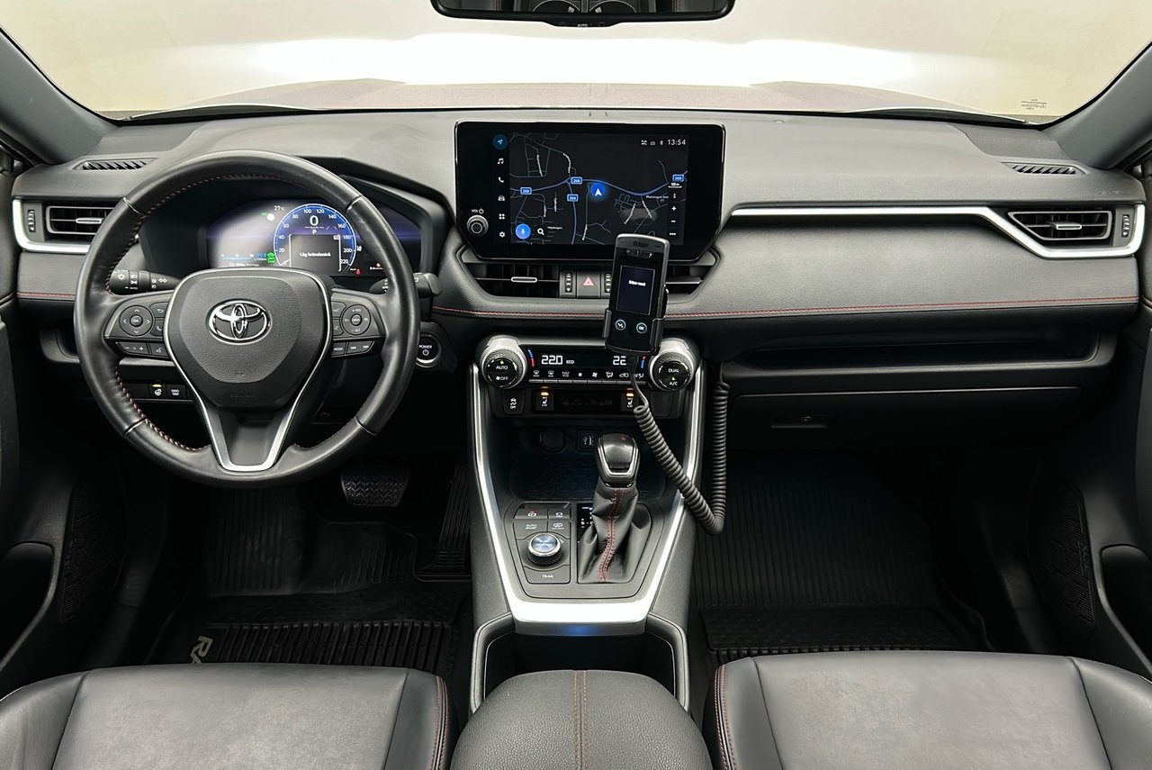 Toyota RAV4 Plug-In 2023, bild 6/10