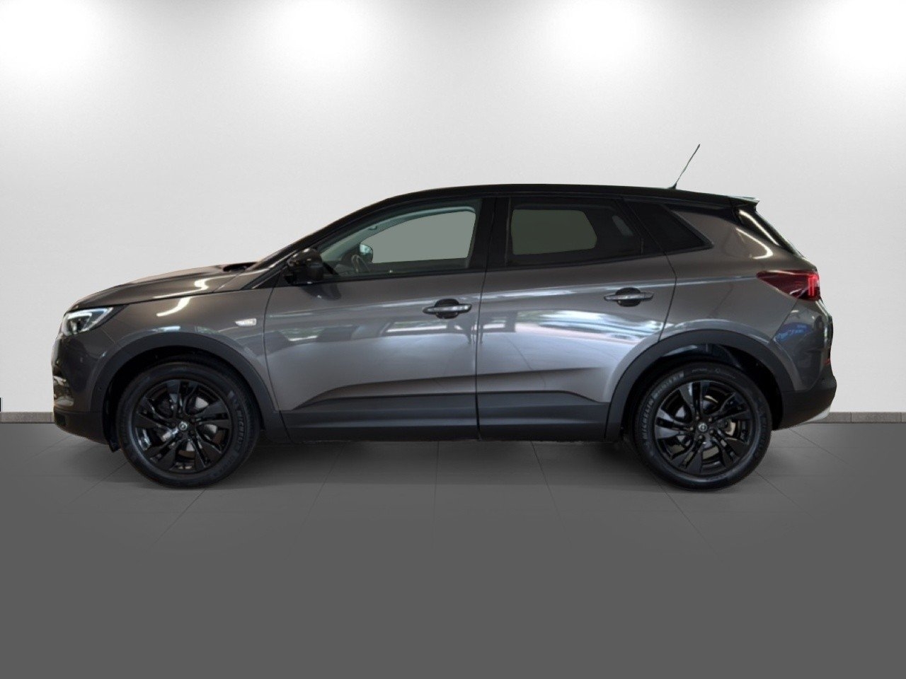Opel Grandland X 2021, kuva 2/10