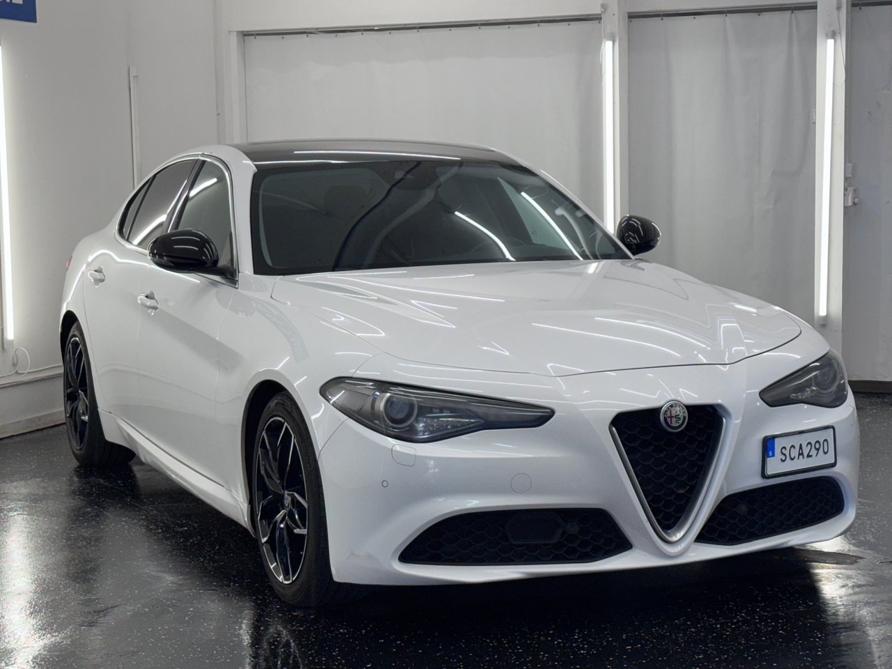 Alfa Romeo Giulia 2017, bild 3/10