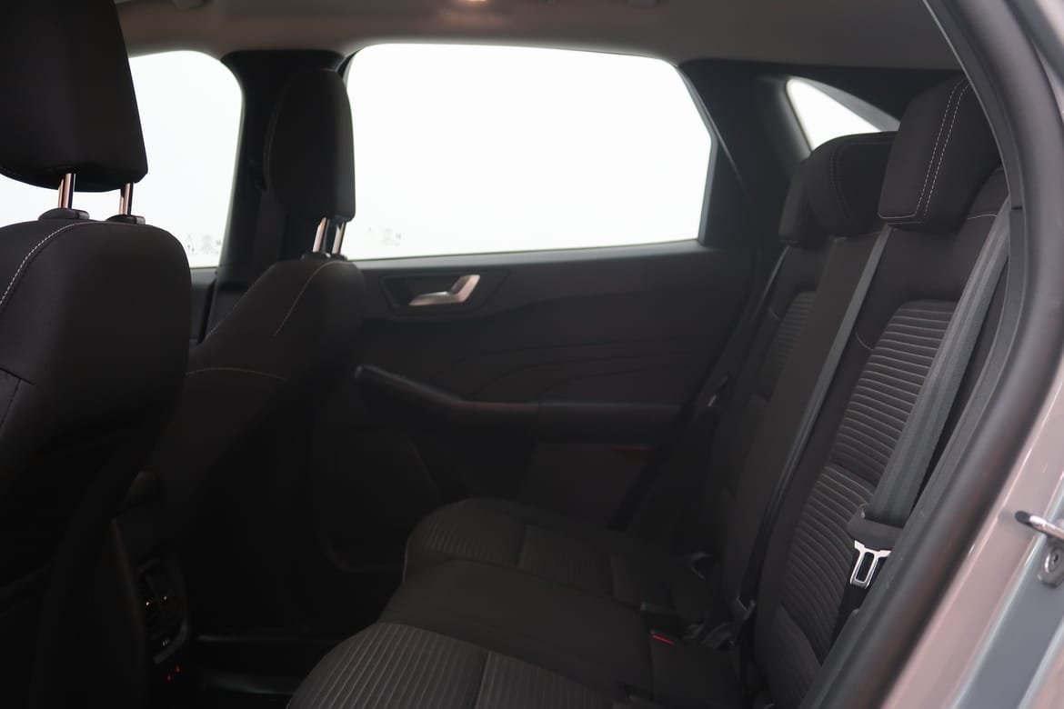 Ford Kuga Plug-In Hybrid E-CVT 225HK 2023, bild 5/24