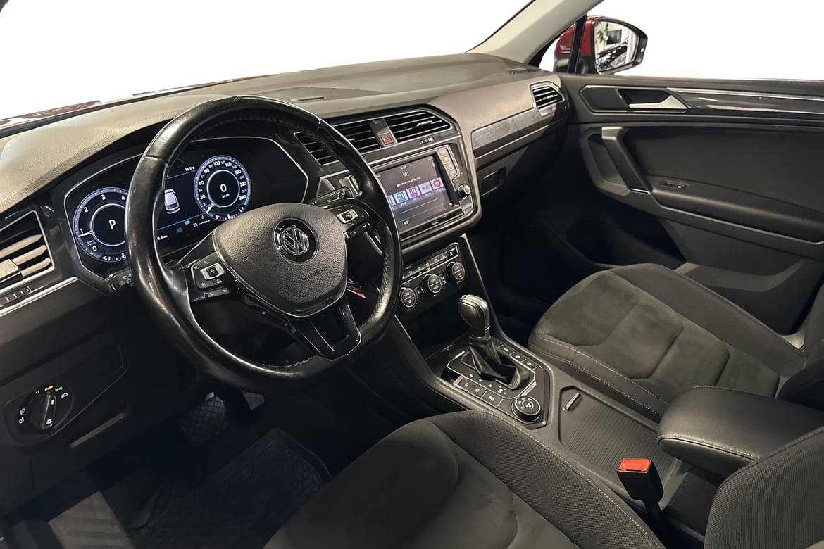 Volkswagen Tiguan 2017, bild 7/10