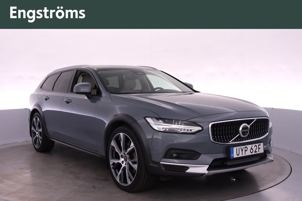 Volvo V90 Cross Country