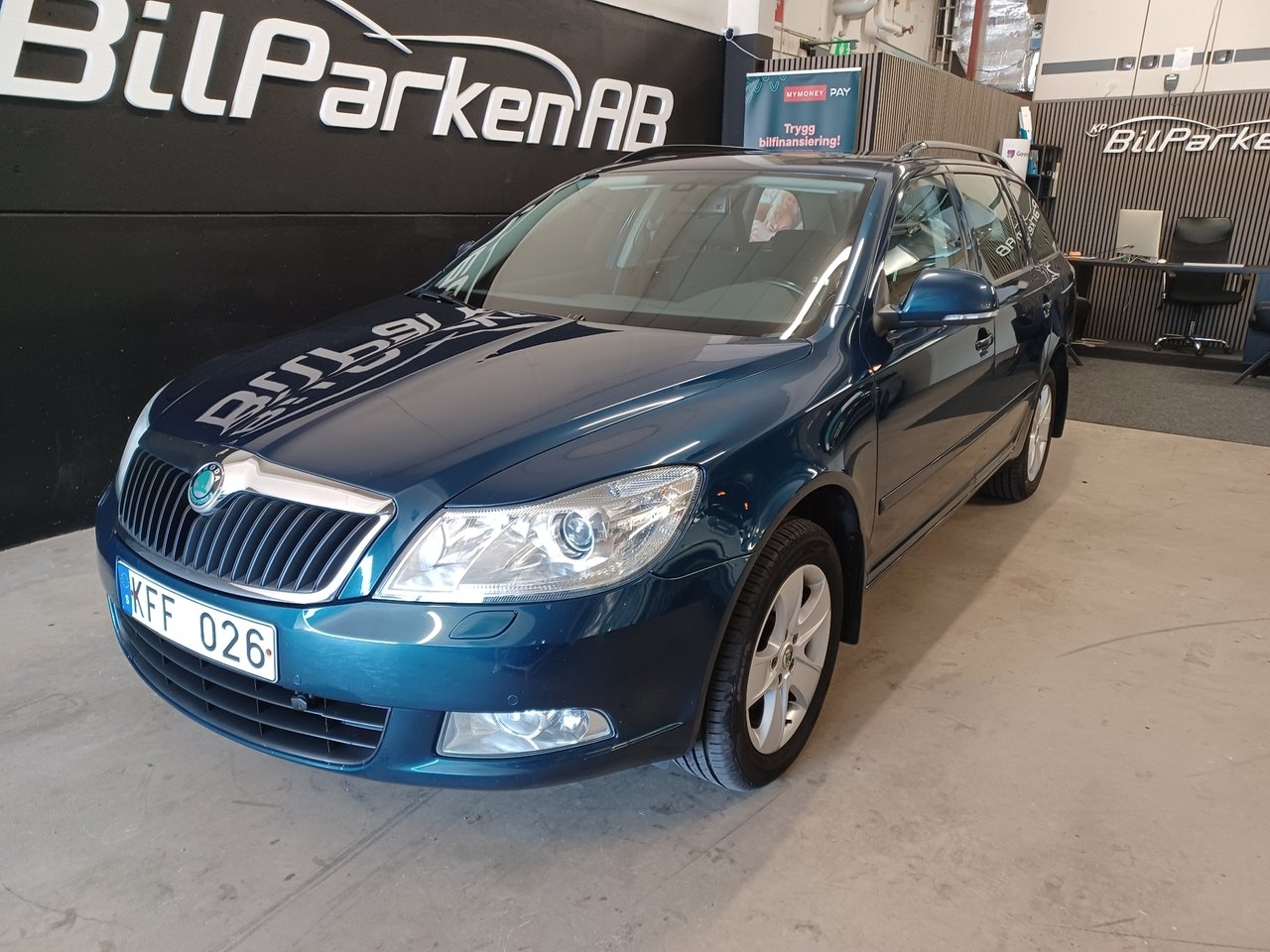 Skoda Octavia 2012, bild 2/18