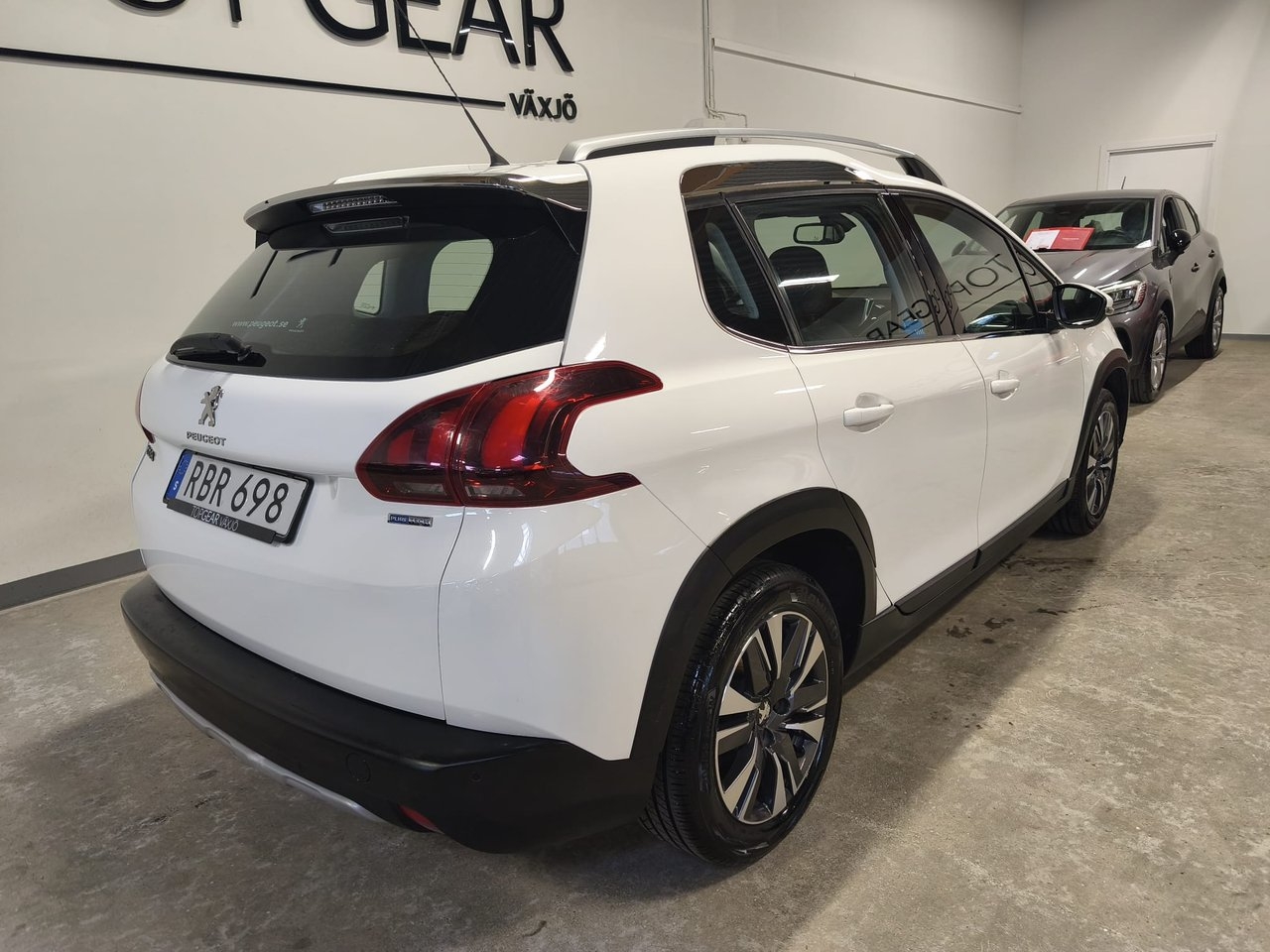 Peugeot 2008 1.2 PureTech 2016, bild 6/10